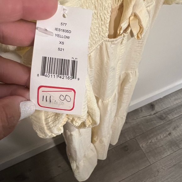 NWT En Saison smocked, tie back tiered tea length dress - tag price $111 SZ XS - Picture 8 of 10